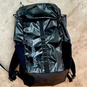 PATAGONIA black hole backpack, 25L like new